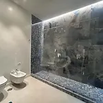 A 2 Passi Da Piazza Di Spagna *